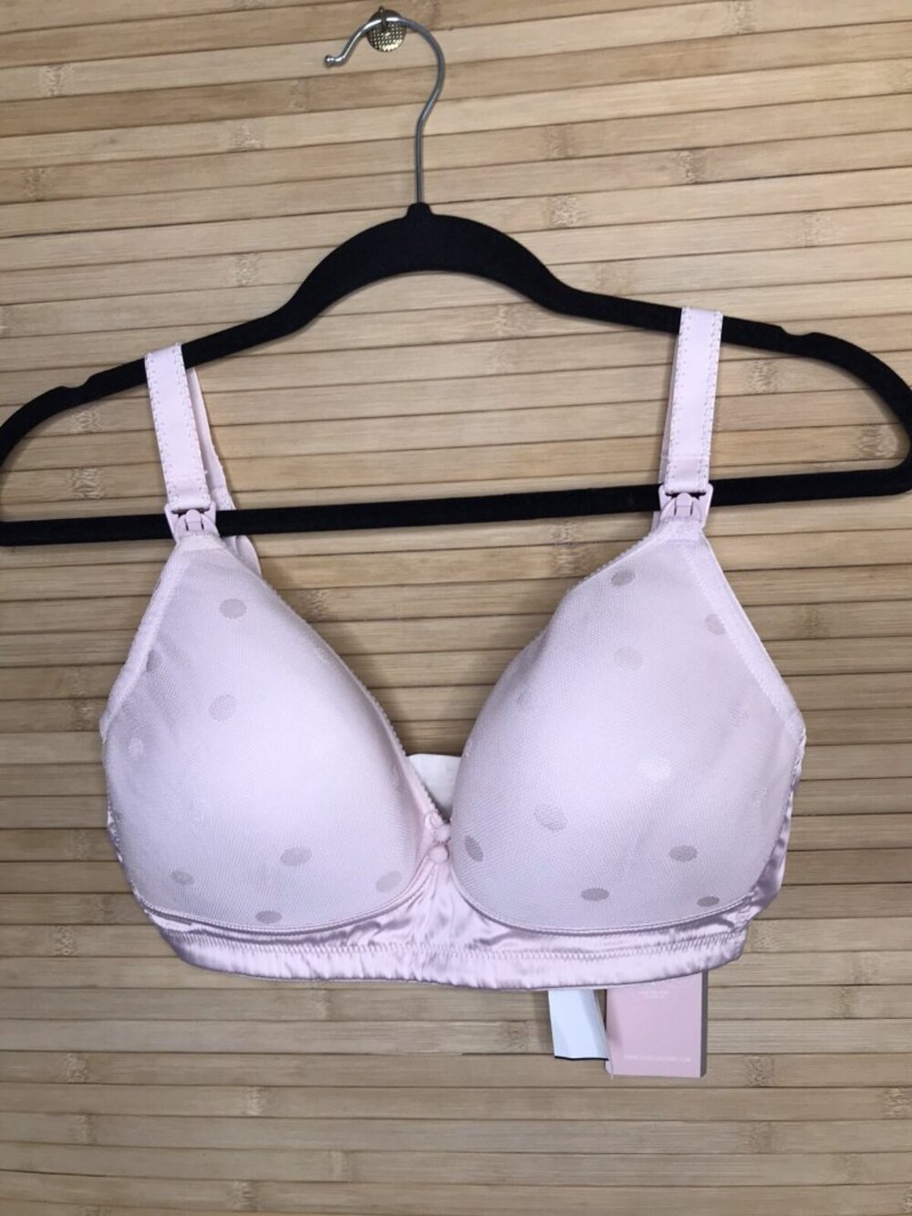 NWT Cake Mousse Padded Plunge Wireless Nursing Bra 34D